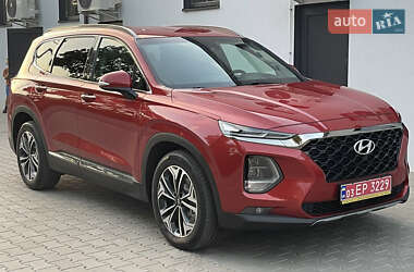 Внедорожник / Кроссовер Hyundai Santa FE 2019 в Дубно