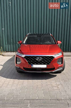 Внедорожник / Кроссовер Hyundai Santa FE 2019 в 