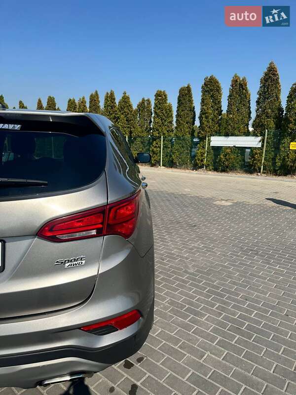 Внедорожник / Кроссовер Hyundai Santa FE 2018 в Луцке
