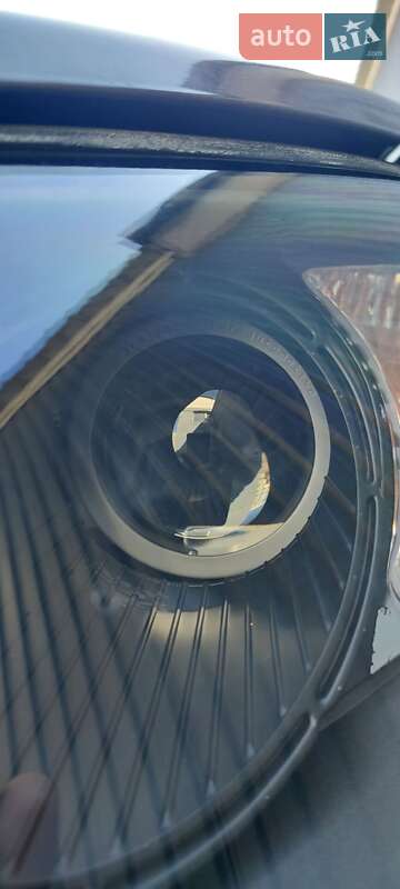 Позашляховик / Кросовер Hyundai Santa FE 2011 в Києві