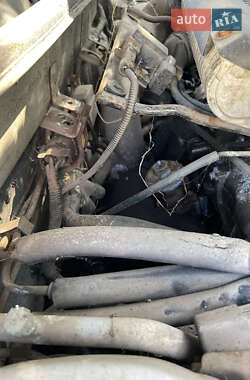 Позашляховик / Кросовер Hyundai Santa FE 2002 в 