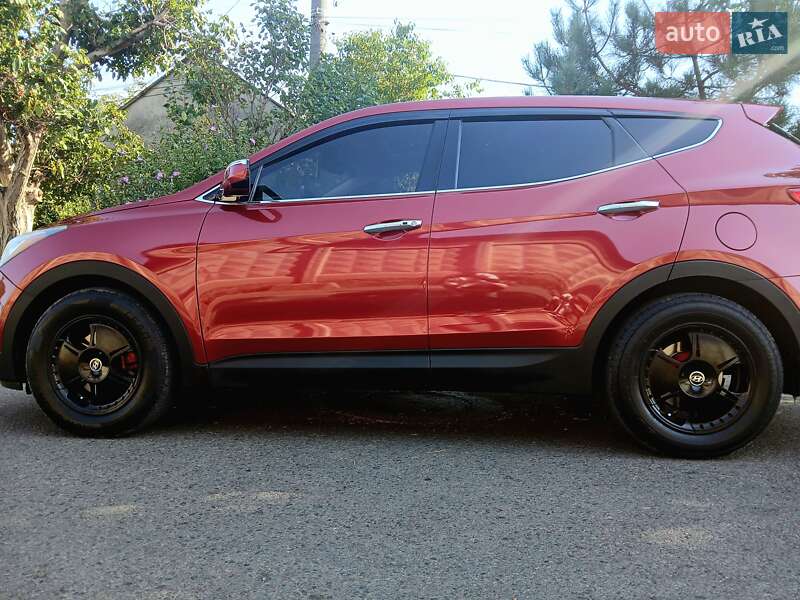 Позашляховик / Кросовер Hyundai Santa FE 2012 в Одесі
