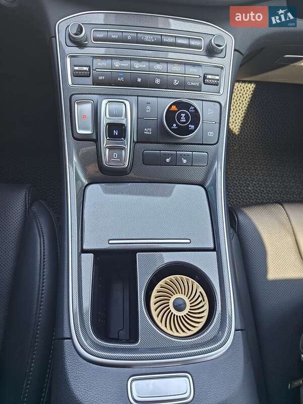 Внедорожник / Кроссовер Hyundai Santa FE 2023 в Киеве