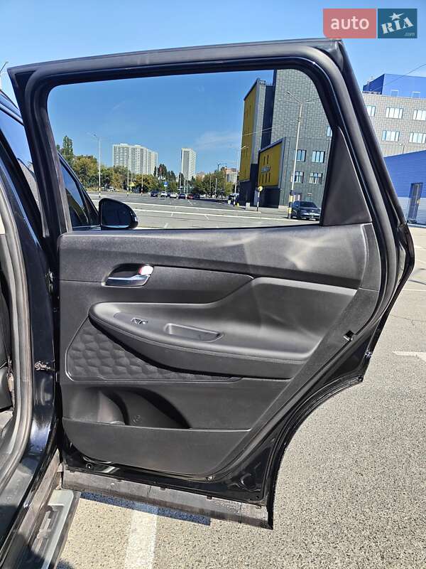 Внедорожник / Кроссовер Hyundai Santa FE 2023 в Киеве