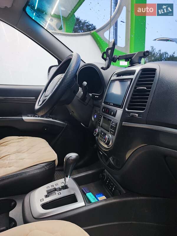 Внедорожник / Кроссовер Hyundai Santa FE 2010 в Хмельницком