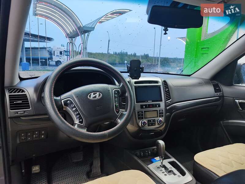 Внедорожник / Кроссовер Hyundai Santa FE 2010 в Хмельницком