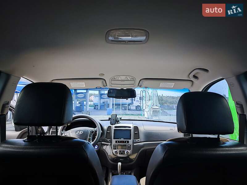 Внедорожник / Кроссовер Hyundai Santa FE 2010 в Хмельницком