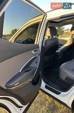 Внедорожник / Кроссовер Hyundai Santa FE 2013 в Киеве