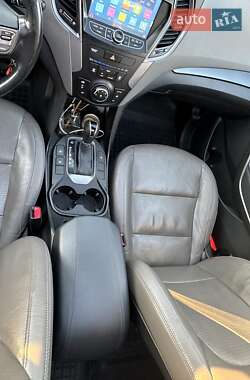 Внедорожник / Кроссовер Hyundai Santa FE 2013 в Киеве