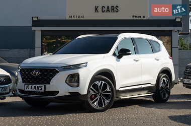 Внедорожник / Кроссовер Hyundai Santa FE 2019 в 