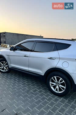 Внедорожник / Кроссовер Hyundai Santa FE 2013 в 