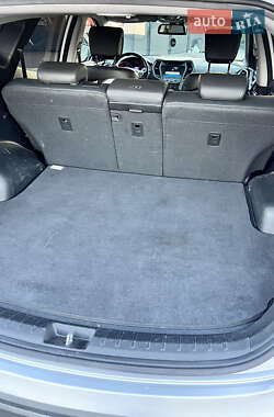 Внедорожник / Кроссовер Hyundai Santa FE 2013 в 
