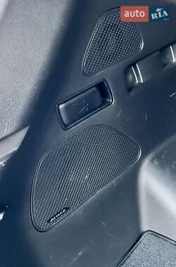 Внедорожник / Кроссовер Hyundai Santa FE 2013 в 