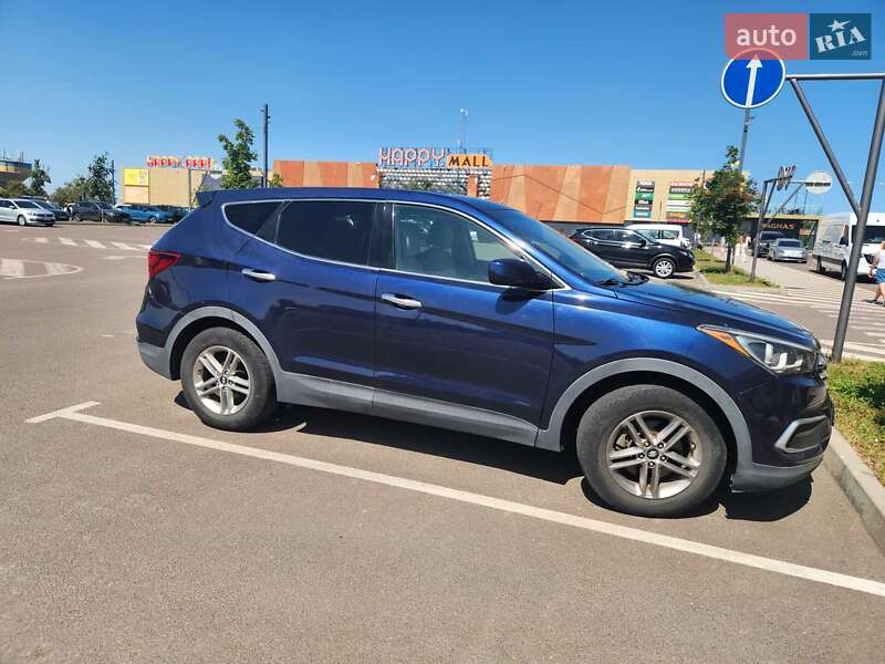 Внедорожник / Кроссовер Hyundai Santa FE 2017 в Ровно