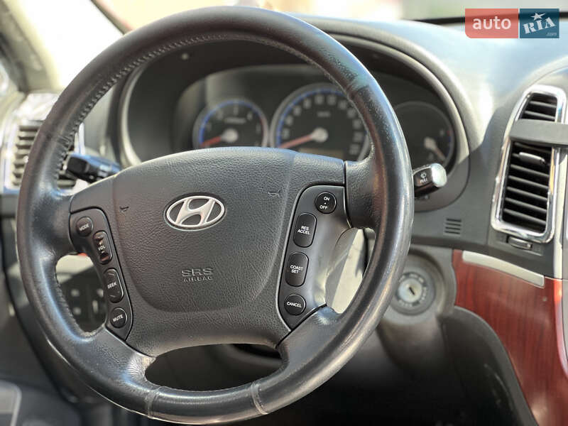 Позашляховик / Кросовер Hyundai Santa FE 2008 в Радивиліві