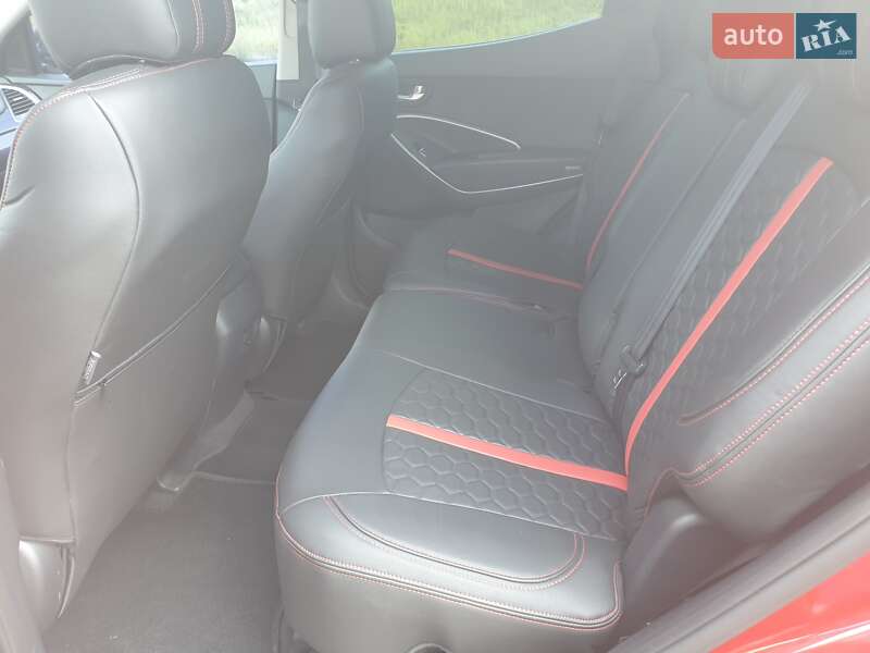 Позашляховик / Кросовер Hyundai Santa FE 2013 в Києві