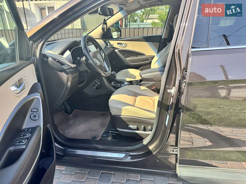 Позашляховик / Кросовер Hyundai Santa FE 2016 в Шепетівці