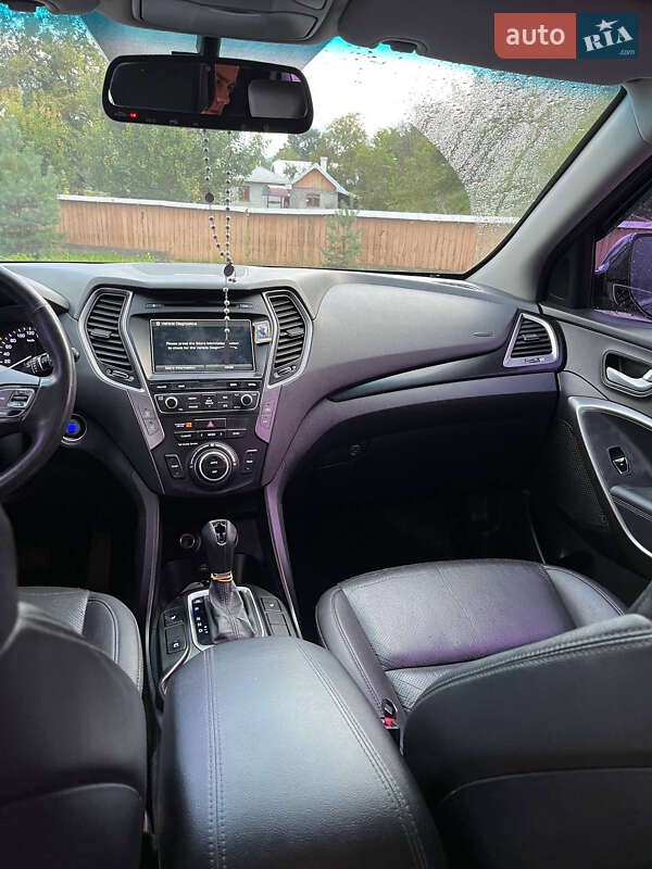 Позашляховик / Кросовер Hyundai Santa FE 2016 в Косові