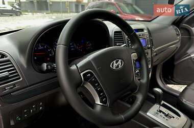 Внедорожник / Кроссовер Hyundai Santa FE 2010 в 