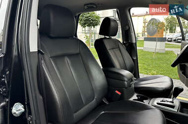 Внедорожник / Кроссовер Hyundai Santa FE 2010 в 