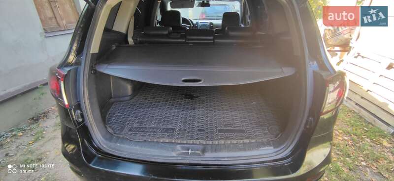 Позашляховик / Кросовер Hyundai Santa FE 2011 в Харкові