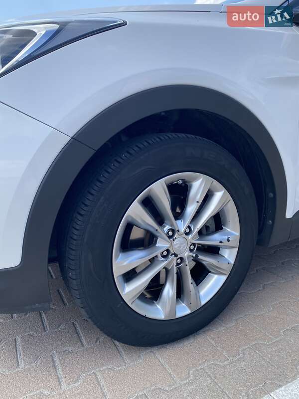 Позашляховик / Кросовер Hyundai Santa FE 2016 в Житомирі