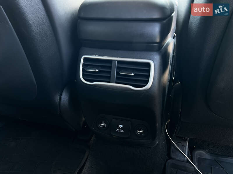 Внедорожник / Кроссовер Hyundai Santa FE 2022 в Хмельницком фото 15 Внедорожник / Кроссовер Hyundai Santa FE 2022 в Хмельницком