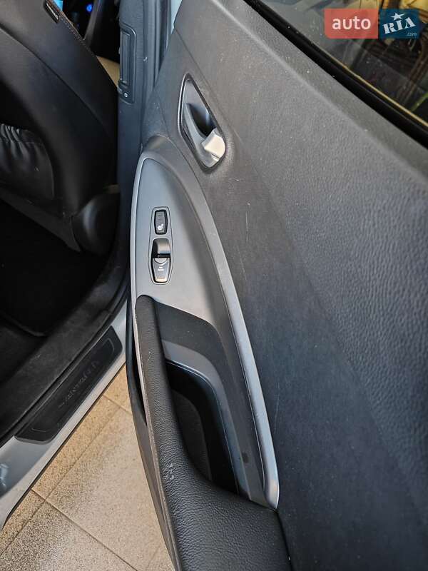 Внедорожник / Кроссовер Hyundai Santa FE 2013 в Харькове фото 13 Внедорожник / Кроссовер Hyundai Santa FE 2013 в Харькове