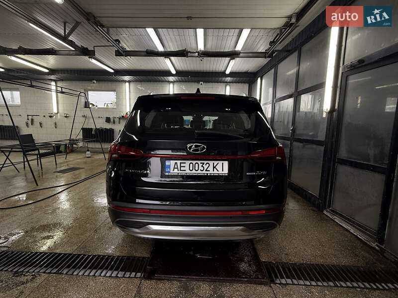 Позашляховик / Кросовер Hyundai Santa FE 2021 в Дніпрі