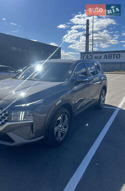 Внедорожник / Кроссовер Hyundai Santa FE 2021 в 