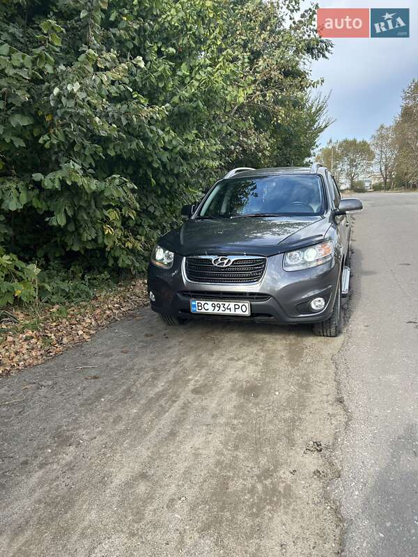 Позашляховик / Кросовер Hyundai Santa FE 2010 в Львові