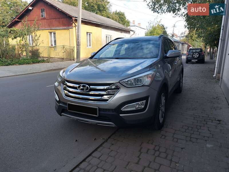 Позашляховик / Кросовер Hyundai Santa FE 2014 в Івано-Франківську