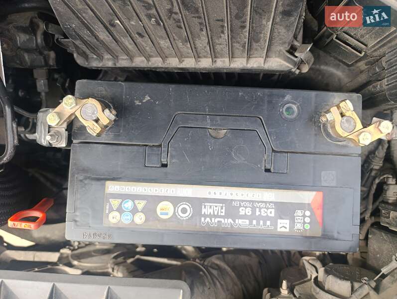 Позашляховик / Кросовер Hyundai Santa FE 2006 в Новоселиці