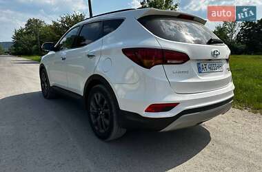 Внедорожник / Кроссовер Hyundai Santa FE 2015 в 