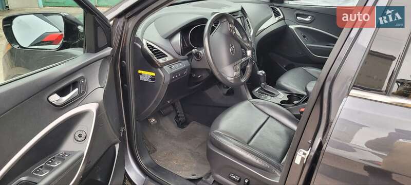Позашляховик / Кросовер Hyundai Santa FE 2015 в Львові