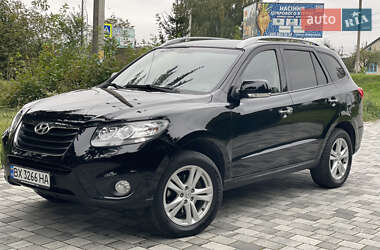 Внедорожник / Кроссовер Hyundai Santa FE 2011 в 