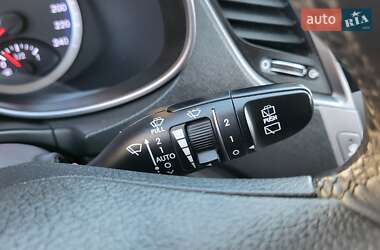 Внедорожник / Кроссовер Hyundai Santa FE 2014 в 