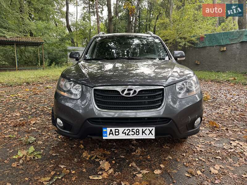 Позашляховик / Кросовер Hyundai Santa FE 2011 в Вінниці