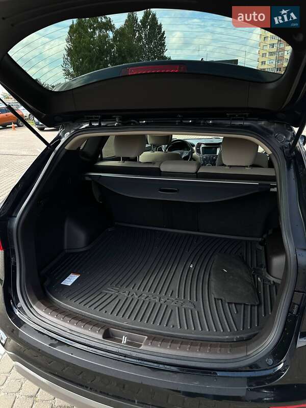 Внедорожник / Кроссовер Hyundai Santa FE 2017 в Львове