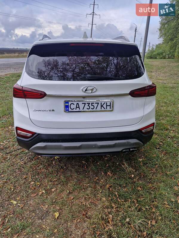 Внедорожник / Кроссовер Hyundai Santa FE 2018 в Смеле