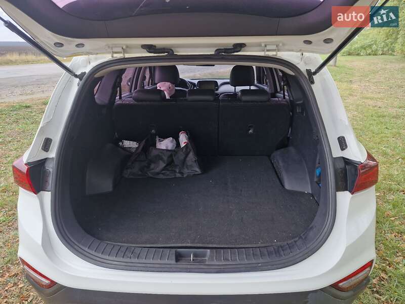 Внедорожник / Кроссовер Hyundai Santa FE 2018 в Смеле