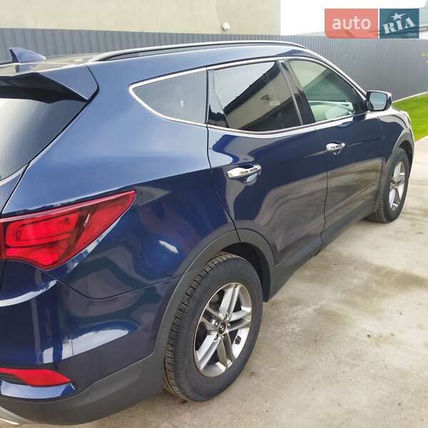 Позашляховик / Кросовер Hyundai Santa FE 2017 в Києві