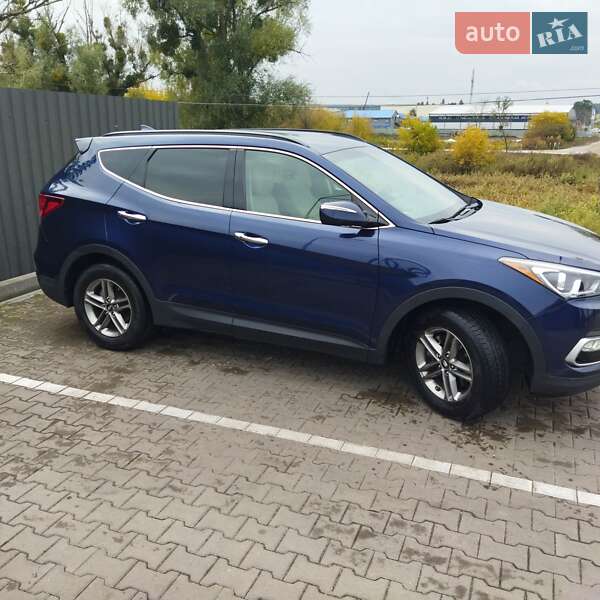 Позашляховик / Кросовер Hyundai Santa FE 2017 в Києві
