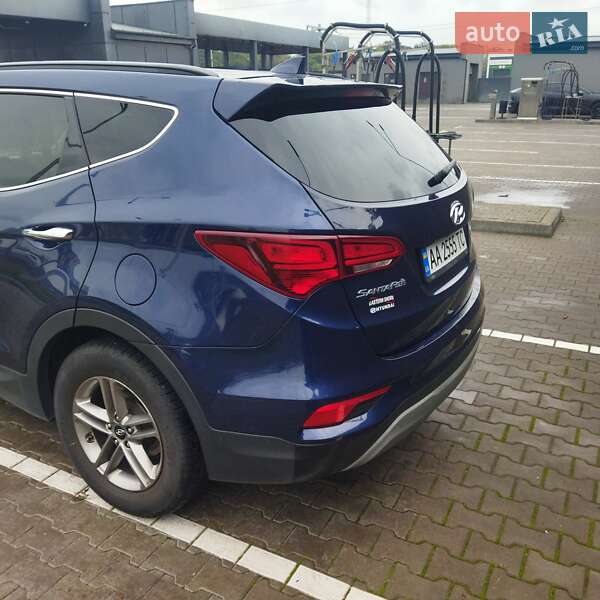 Позашляховик / Кросовер Hyundai Santa FE 2017 в Києві