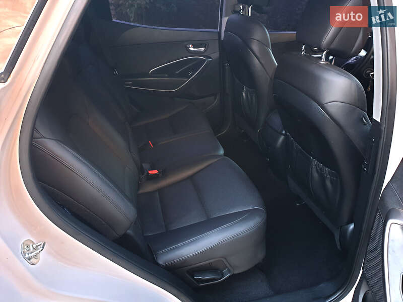 Внедорожник / Кроссовер Hyundai Santa FE 2014 в Одессе