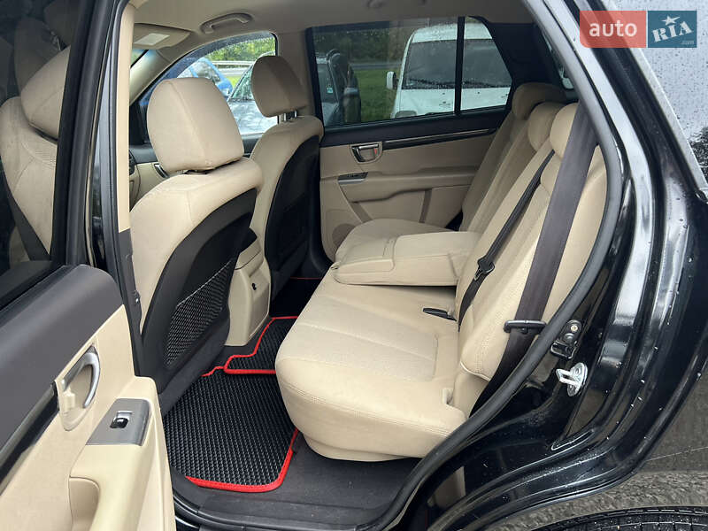 Позашляховик / Кросовер Hyundai Santa FE 2010 в Заліщиках