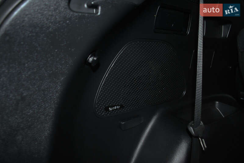 Позашляховик / Кросовер Hyundai Santa FE 2016 в Рівному фото 40 Позашляховик / Кросовер Hyundai Santa FE 2016 в Рівному