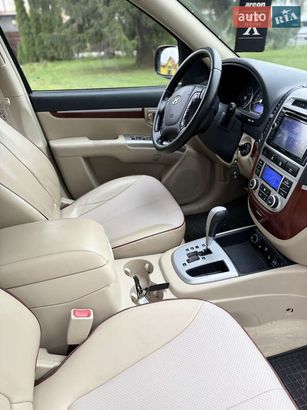 Позашляховик / Кросовер Hyundai Santa FE 2008 в Старокостянтинові