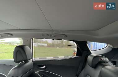 Внедорожник / Кроссовер Hyundai Santa FE 2013 в 