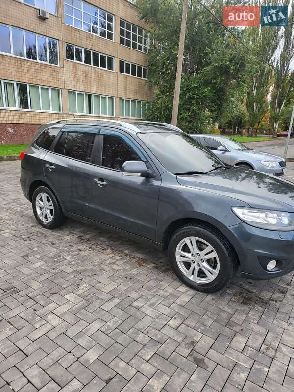 Позашляховик / Кросовер Hyundai Santa FE 2012 в Кривому Розі